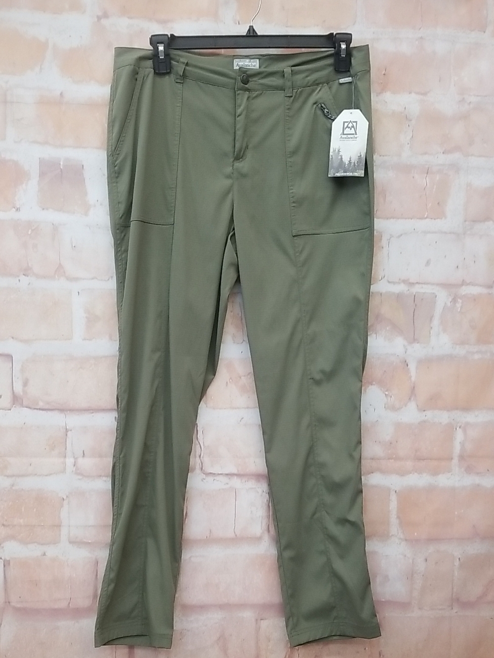NWT Avalanche Women's Size XL Olive Tactical Cargo Pants